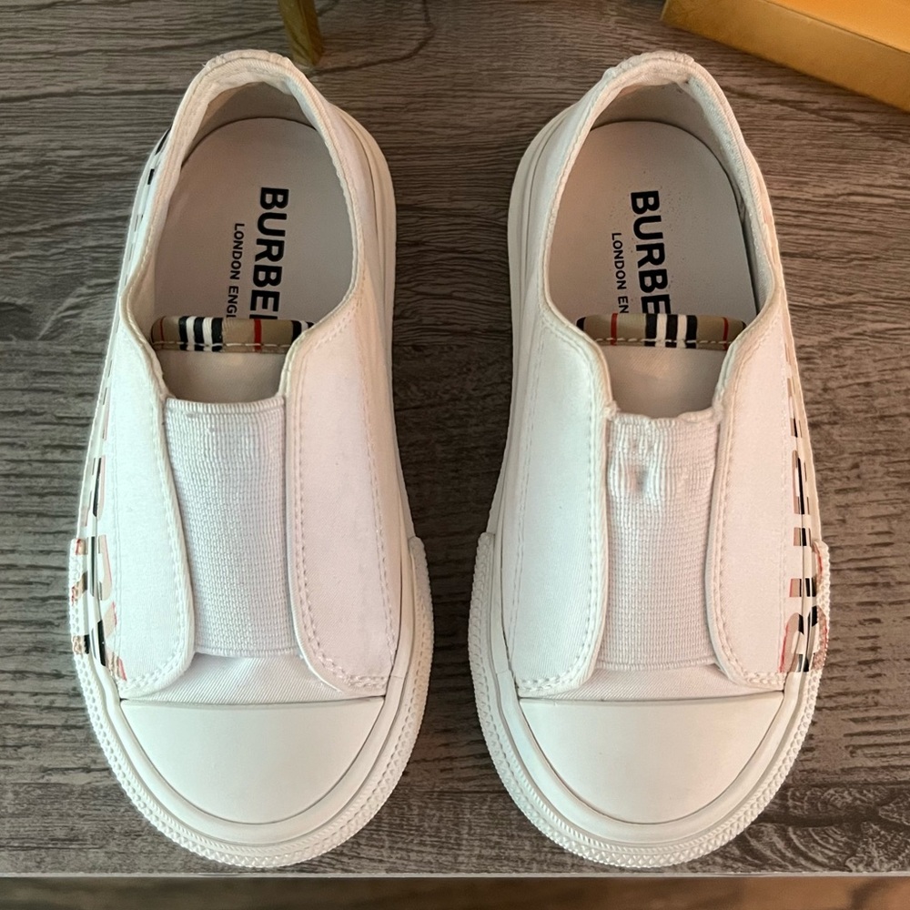 Burberry Toddler Canvas Slip-On Sneakers - Picture 5 of 13